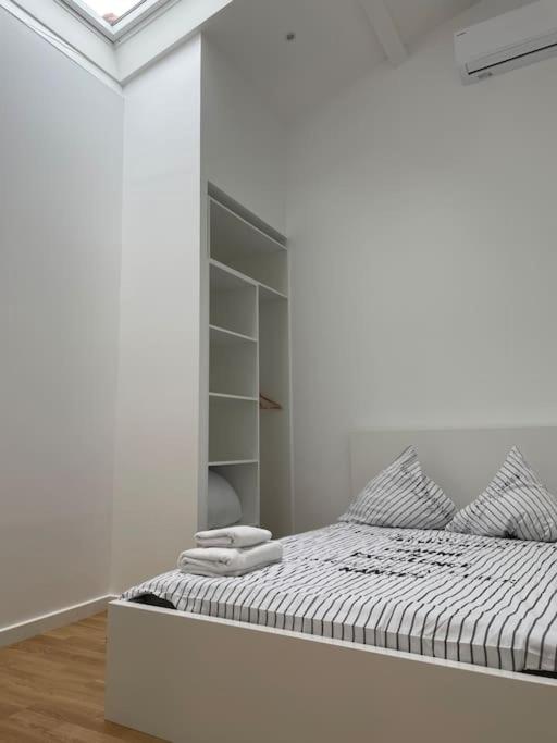 Appartement Atypique Et Fraichement Renove Saint-Vallier  Exterior photo